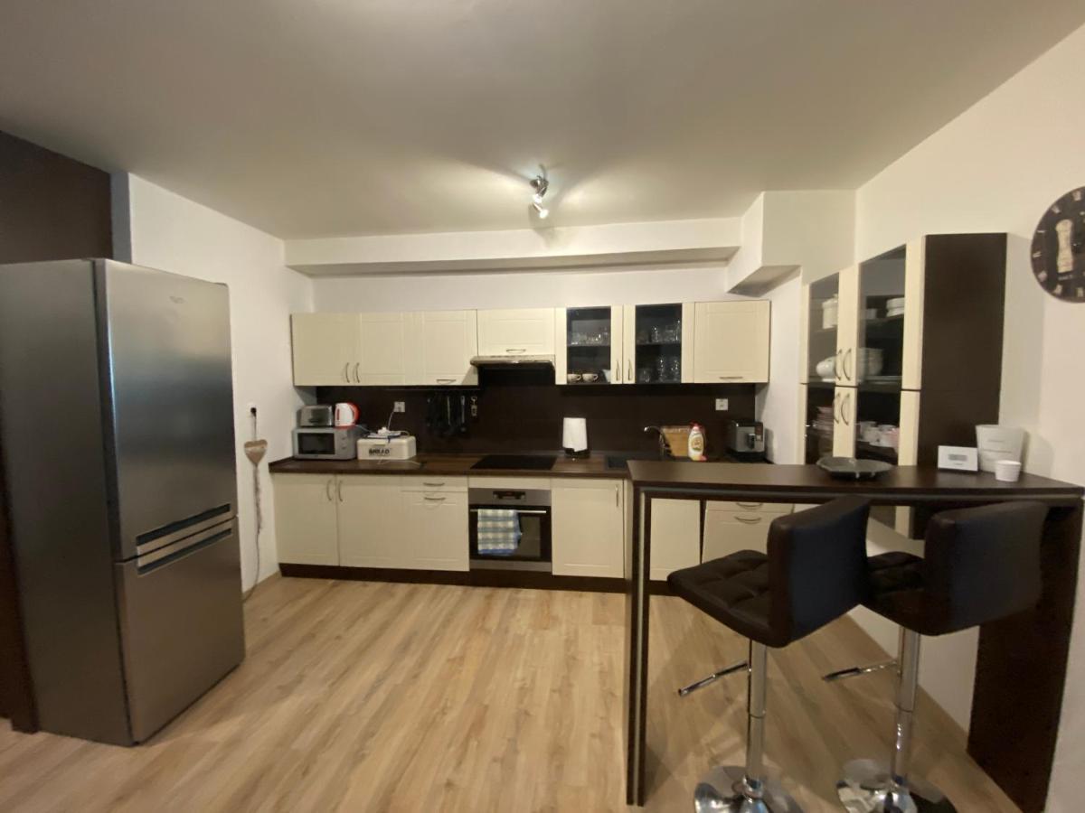 Apartman S Nadhernym Vyhladom Na Tatry Velky Slavkov Exterior foto